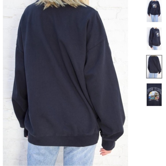 Brandy Melville Erica New York Sweatshirt - Picture 3 of 5